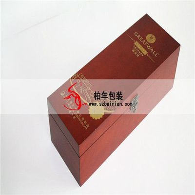 紅酒木盒包裝設計